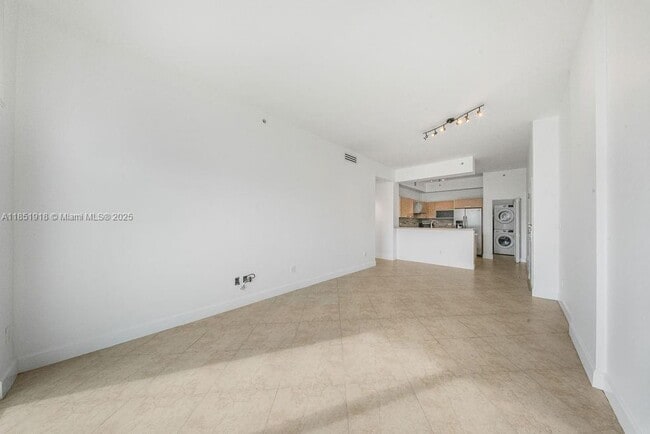 Foto del edificio - 2525 SW 3rd Ave