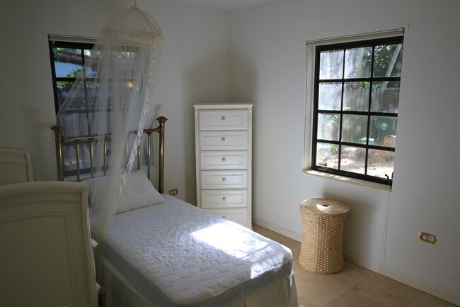 Building Photo - 4191 Bonita Ave