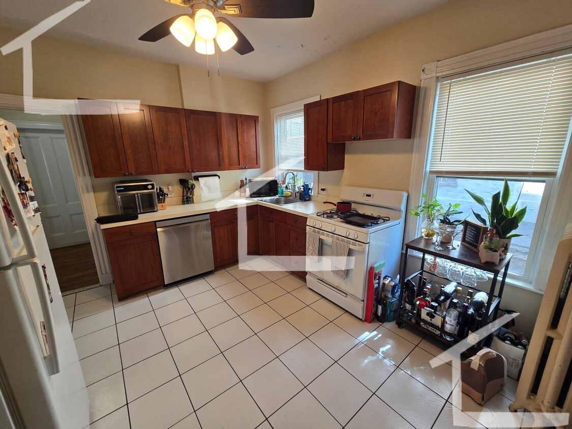 HOT BRIGHTON LISTING!!!! - HOT BRIGHTON LISTING!!!!