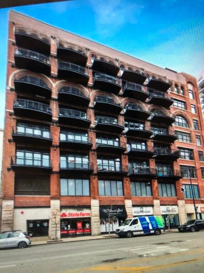 Building Photo - 1503 S State St