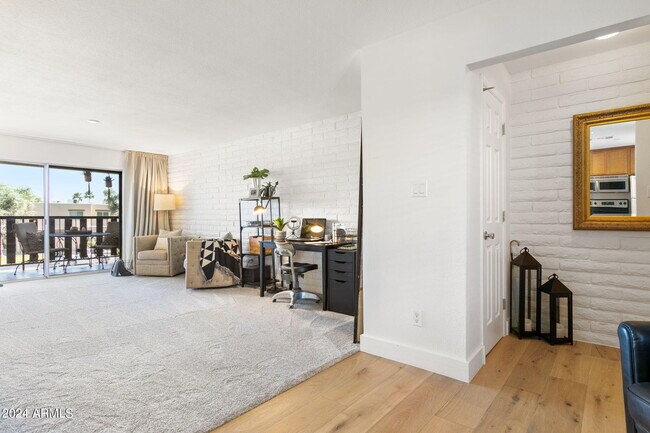 Foto del edificio - 4354 N 82nd St