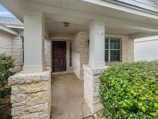 Building Photo - 7810 Squirrel Hollow Dr