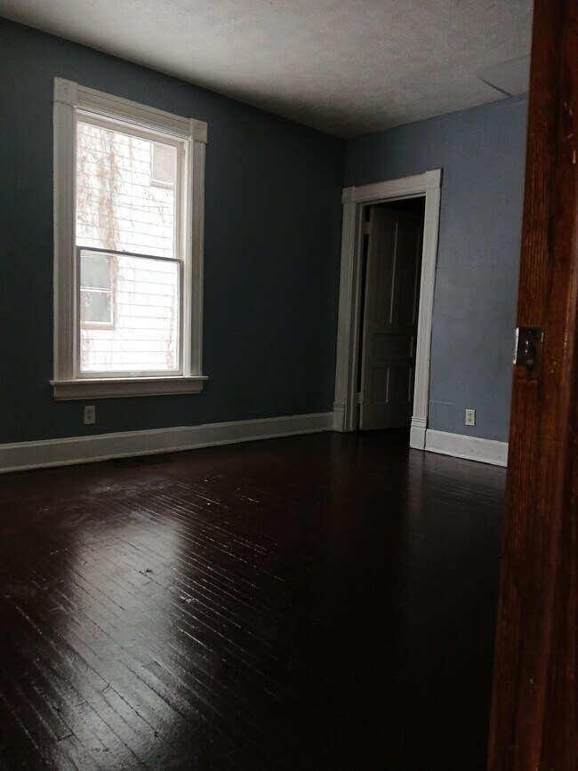 Foto del edificio - 964 N Court St