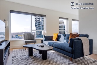 Building Photo - 10301 NE 10th St