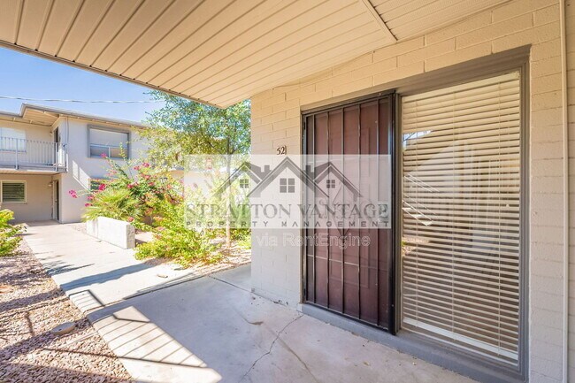 Foto del edificio - 4114 E Calle Redonda