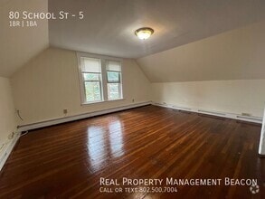Building Photo - 80 School St