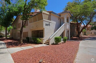 Building Photo - 3071 Key Largo Dr