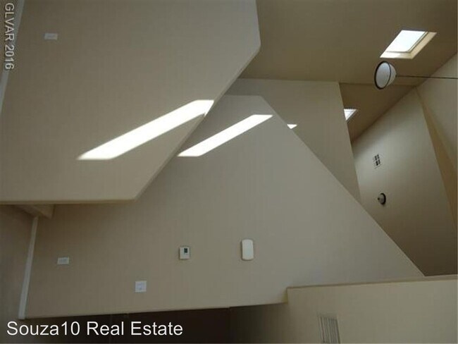 Building Photo - 4 br, 3 bath House - 6718 Lincoln Wood Street