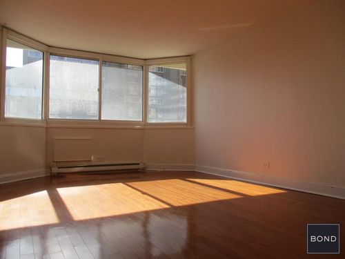 Foto principal - 580 Main St