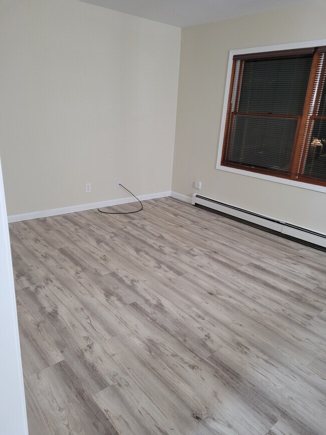 Building Photo - 21 Workman Ave