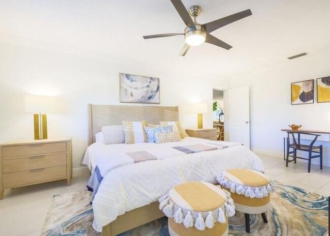 Foto del edificio - 1015 Spanish River Road Apt #314, Boca Rat...