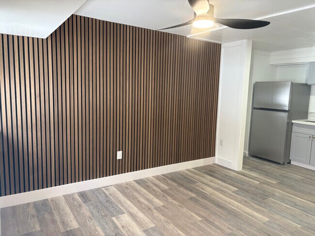 Foto del edificio - 150 N Main St