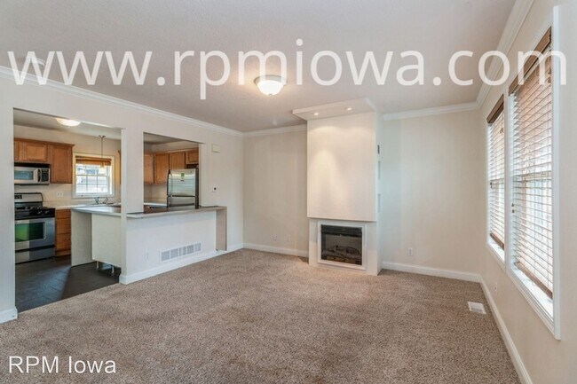 Building Photo - 3 br, 2.5 bath House - 2625 Stange Road