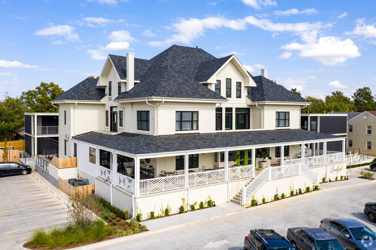 Bradford Suites Apartments in Oklahoma City, OK