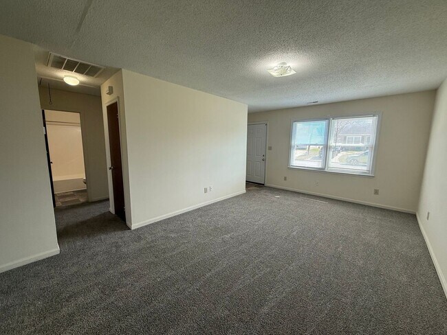 Foto del edificio - Nice 2 bedroom, 1 bath duplex