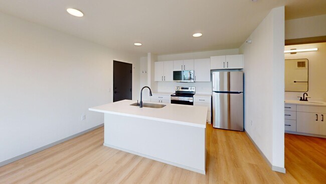 Interior Photo - Foss Fields Ascent
