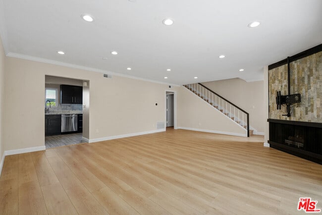 Foto del edificio - 4710 La Villa Marina