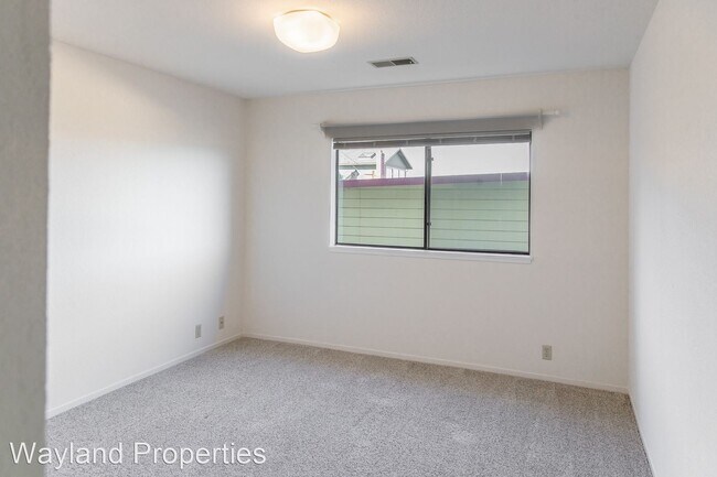 Building Photo - 2 br, 2 bath House - 305 Lighthouse Ave, U...