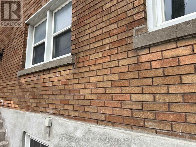 Building Photo - 55 Glendale Ave