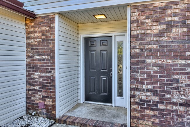 Building Photo - 1674 Goshen Rd