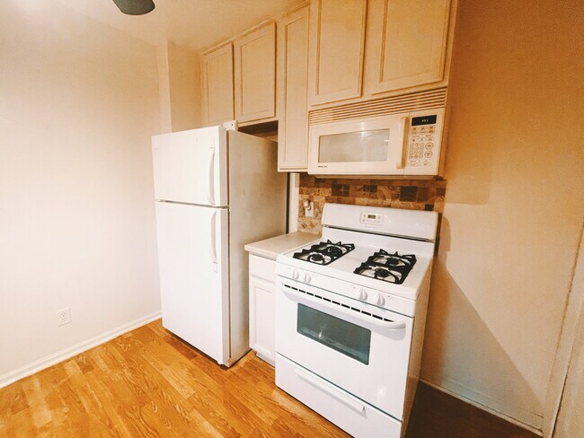 Foto del edificio - 1212 Briargate Ave