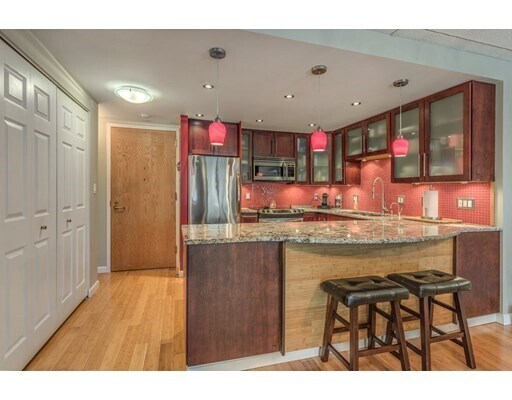 Foto del edificio - 200 Ledgewood Dr