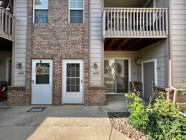 Building Photo - Awesome 2 Bed, 2 Bath Condo in West Greeley!