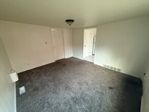 Building Photo - 1245-1247 S 5th Ave