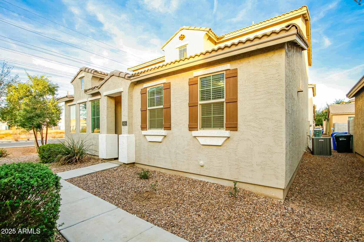Foto principal - 5434 W Fulton St