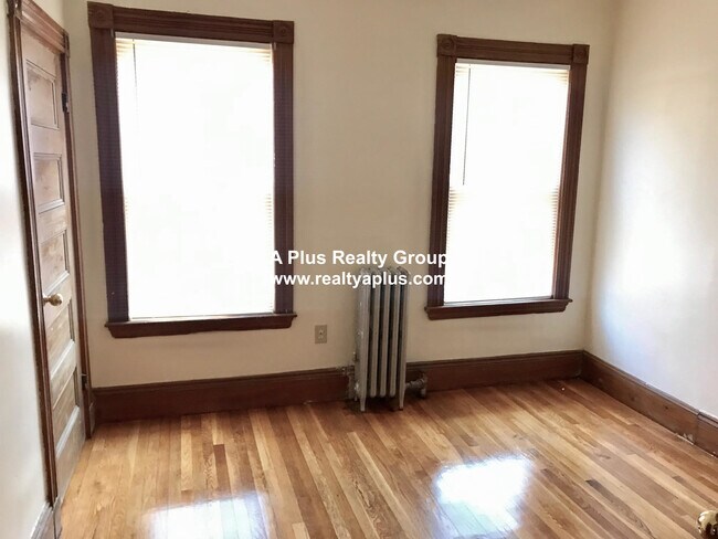 Foto del edificio - 336 Centre St