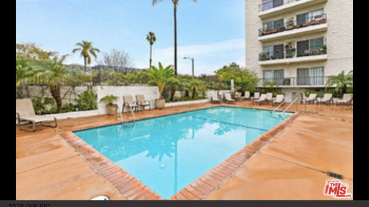 Primary Photo - 1115 S Elm Dr