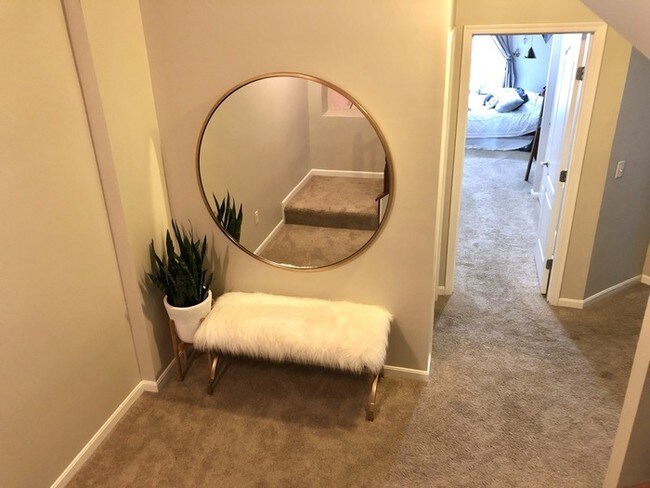 Foto del edificio - Immaculate and Spacious Rivers Breeze Condo!