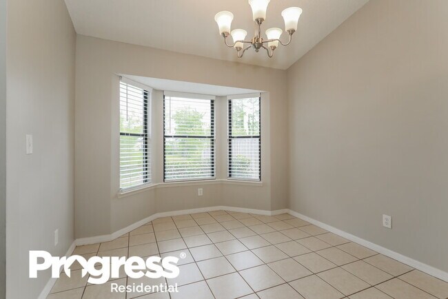 Foto del edificio - 7790 Collins Ridge Blvd