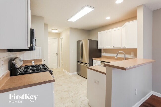 Foto del edificio - 1529 Edgemoor Ln
