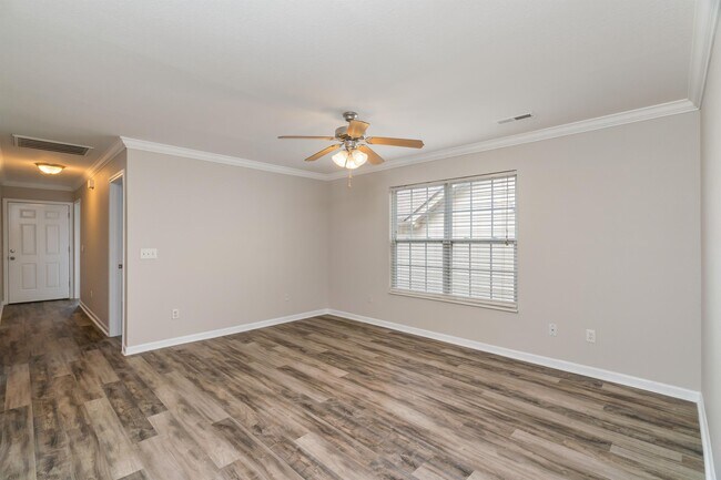 Building Photo - 10552 Missoula Way
