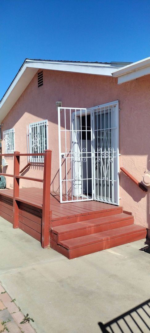 Foto del edificio - Studio, 1 bath House - 519 Center St C