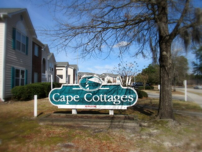 Foto del edificio - 713 Clearwater Ct