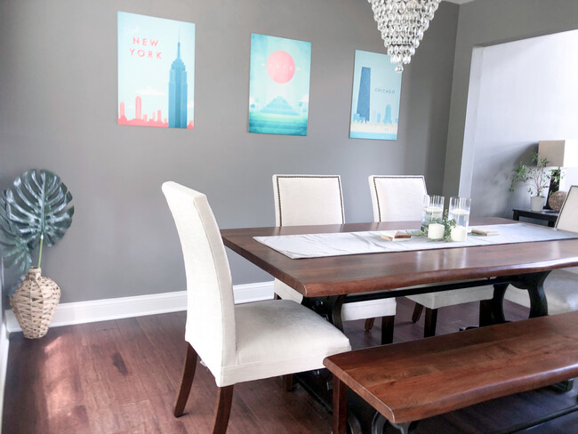 Foto del edificio - 1149 Sawmill Ln