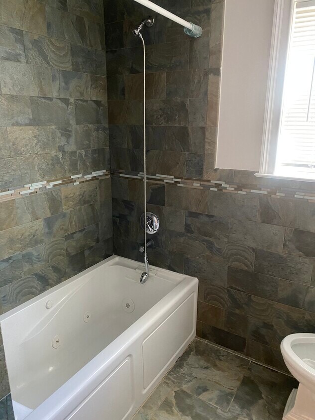 Primary Photo - 58 Mahopac Ave