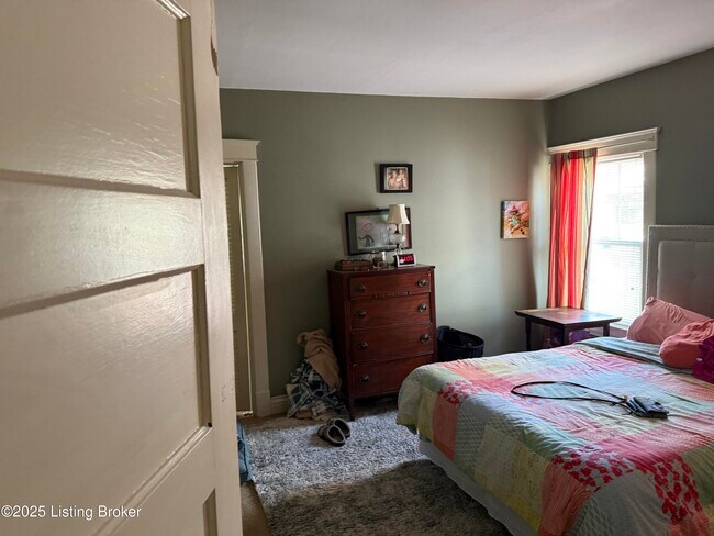 Foto del edificio - 111 Adair Ave