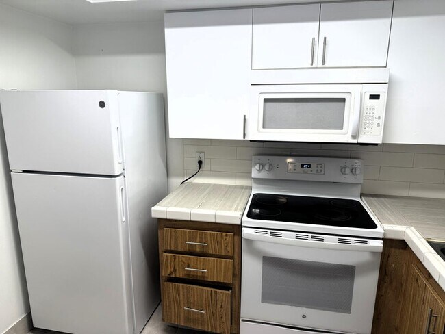 Foto del edificio - 4205 Oak Terrace Dr