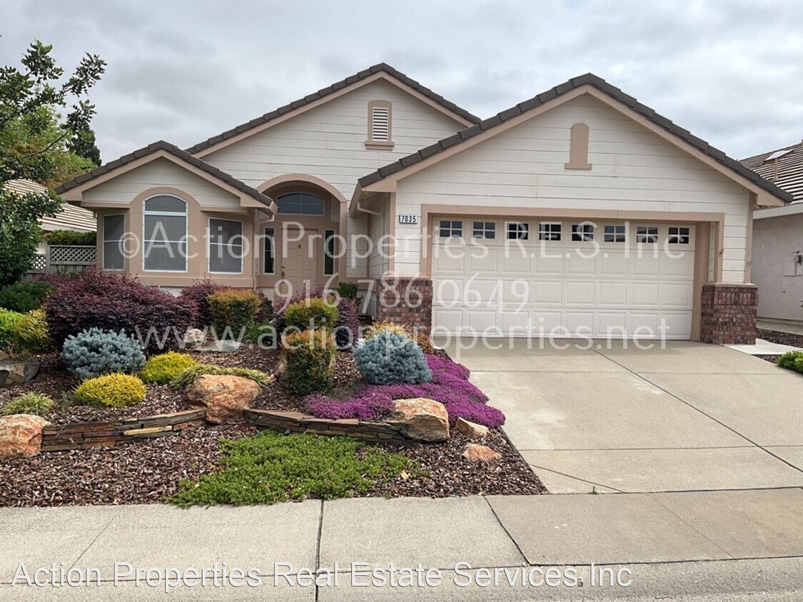 Primary Photo - 2 br, 2 bath House - 7035 Lost Lake Lane