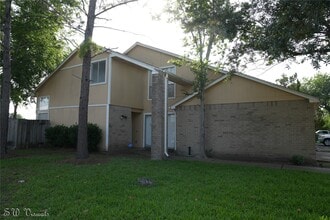 Building Photo - 8803 Vinkins Rd