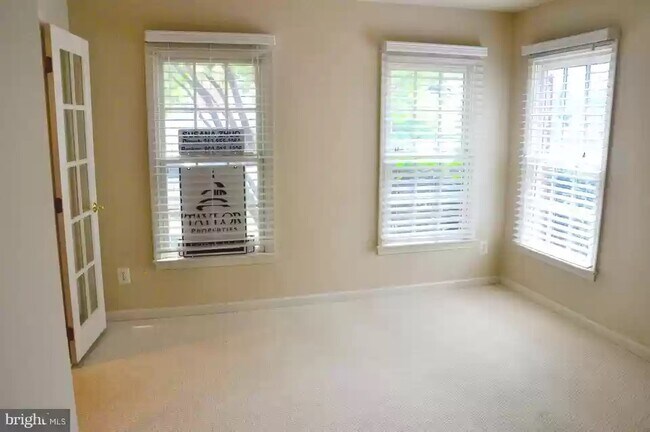 Foto del edificio - 503 Casey Ln