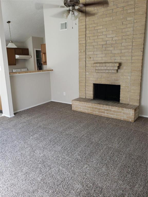 Building Photo - 22201 Diane Dr