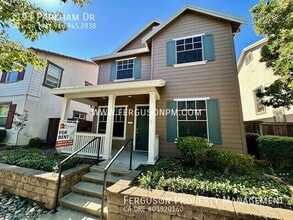 Building Photo - 3193 Parkham Dr