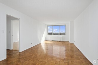 Building Photo - 3333 Henry Hudson Pkwy