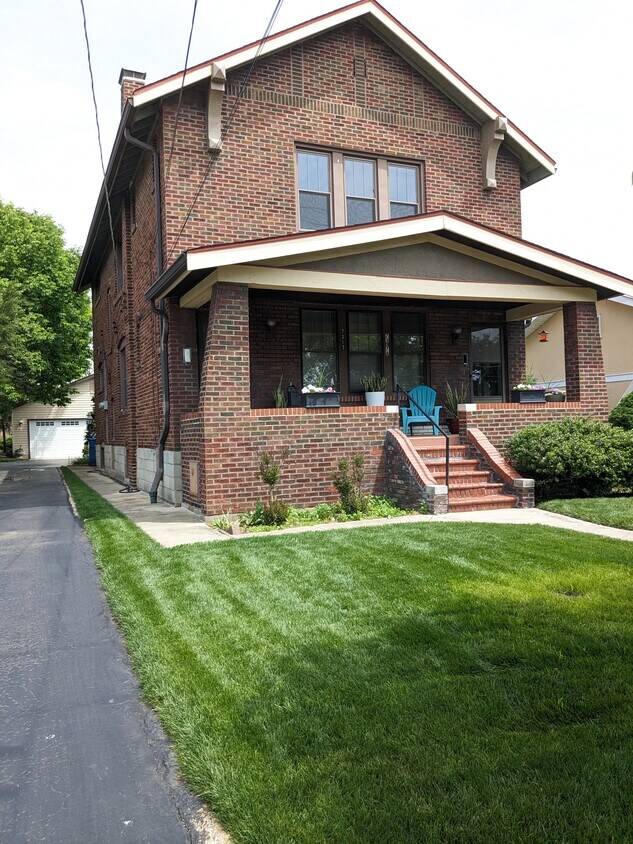 Foto principal - 7317 Lohmeyer Ave
