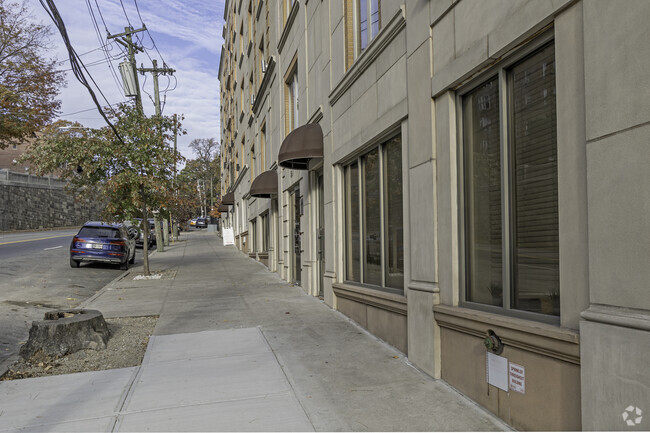 Walkway - 3188 Riverdale Ave