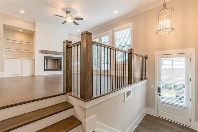 Building Photo - 4133 Wisconsin Dr